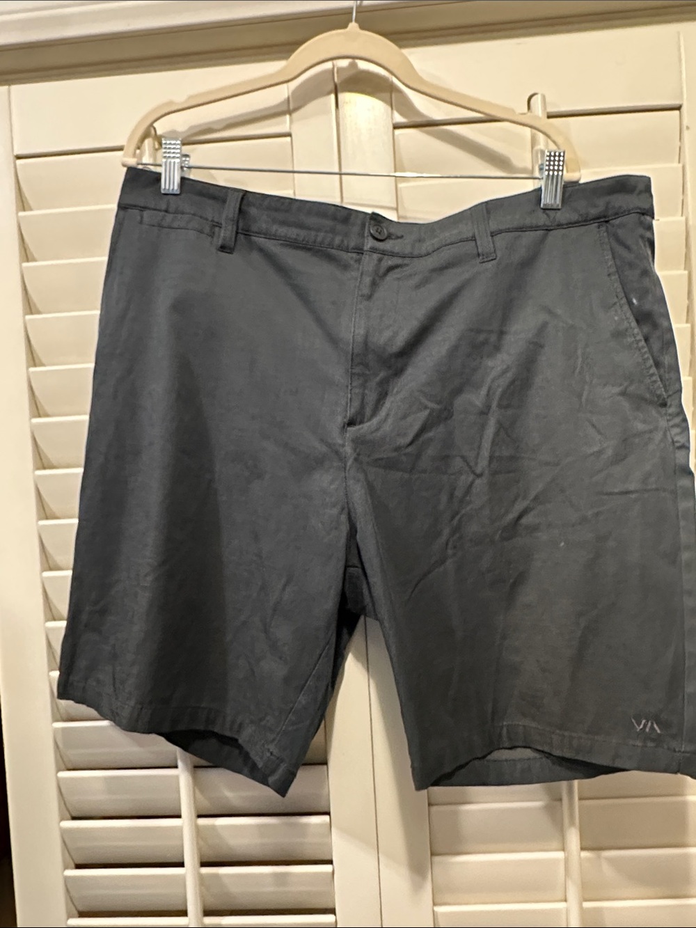 Men's RVCA Slim Flat-Front Chino Shorts - Charcoal Gray